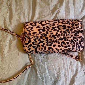 Cheetah crossbody purse